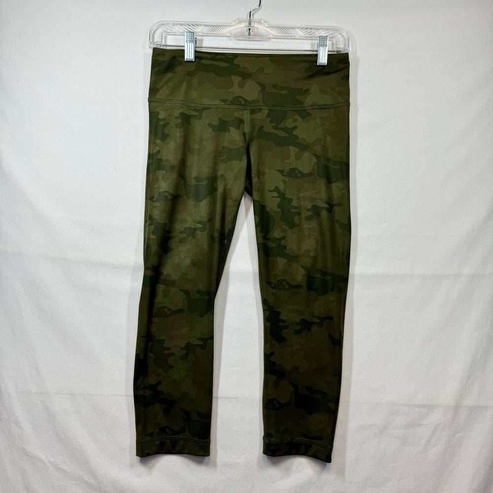 Lululemon Athletica Camo‎ Leggings High Rise Yoga Pants Activewear Size 6